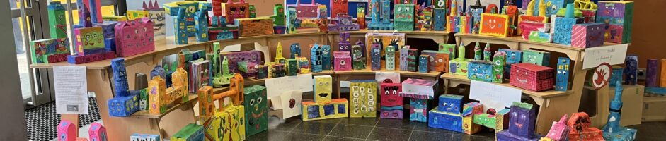 James Rizzi – Eine Ausstellung des JÜ-Kurses Kunst